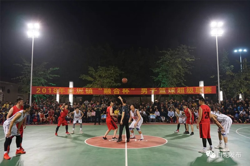 助力白坭鎮(zhèn)“融合杯”男子籃球聯(lián)賽 恰好時全新看臺椅華麗亮相！