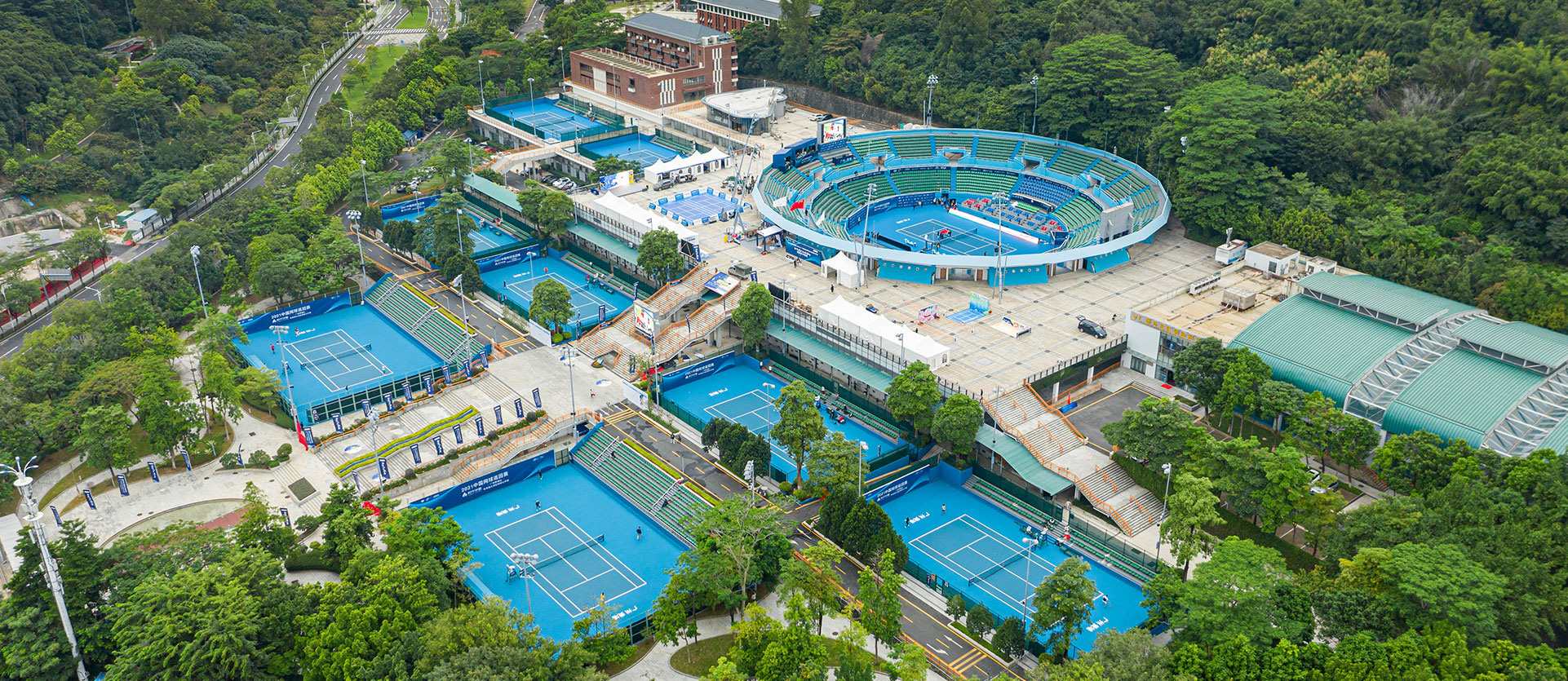Toplus托柏斯水性專業(yè)運動場地涂層